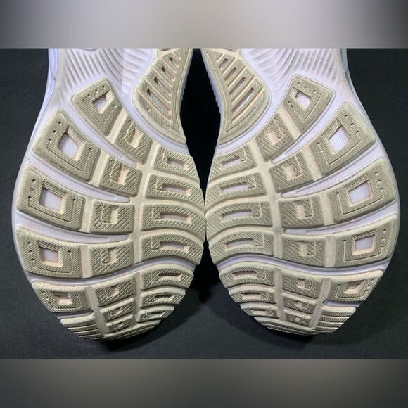 Brooks Womens Ghost 17 Gray Black Running Walking Sneakers Shoe Size 8.5 - Picture 9 of 11